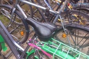 Wählen Sie den richtigen Sattel in einem Fahrradsattel-Test, haben Sie es auf Radtouren bequemer